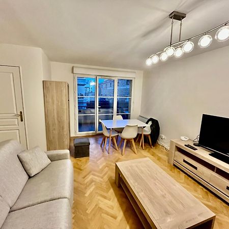 Apartamento Le Sept Avec Parking, Transfert Vaires-sur-Marne Exterior foto