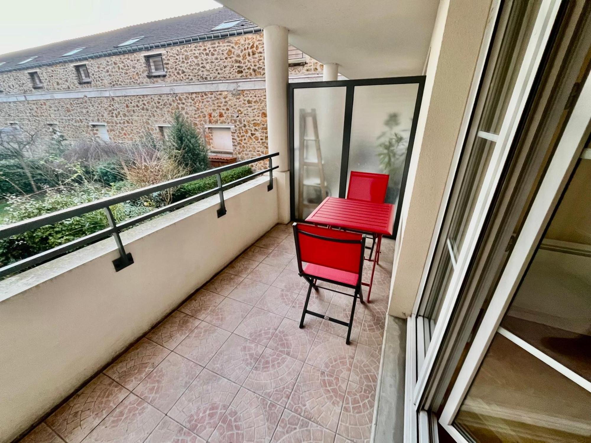 Apartamento Le Sept Avec Parking, Transfert Vaires-sur-Marne Exterior foto
