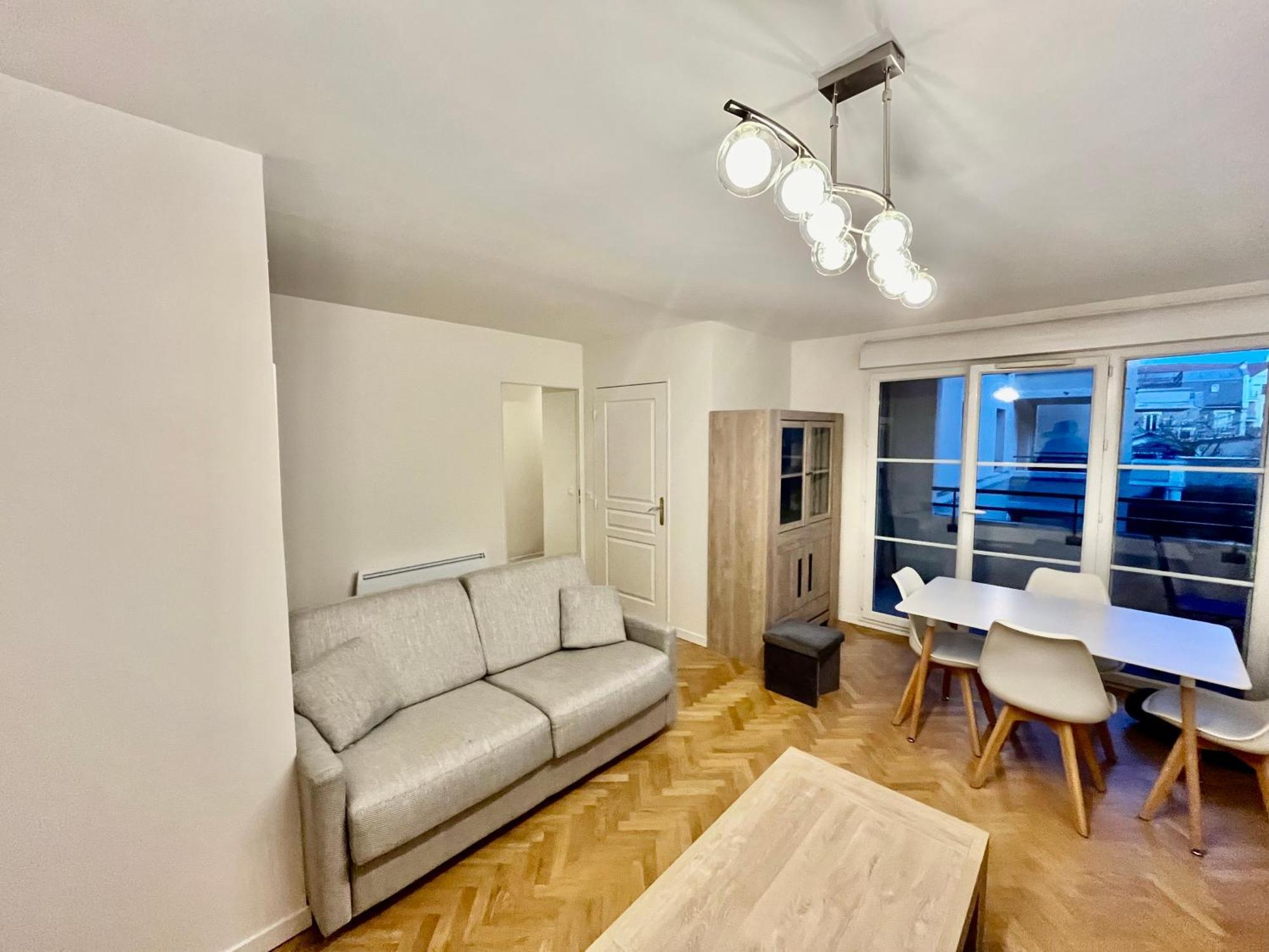 Apartamento Le Sept Avec Parking, Transfert Vaires-sur-Marne Exterior foto