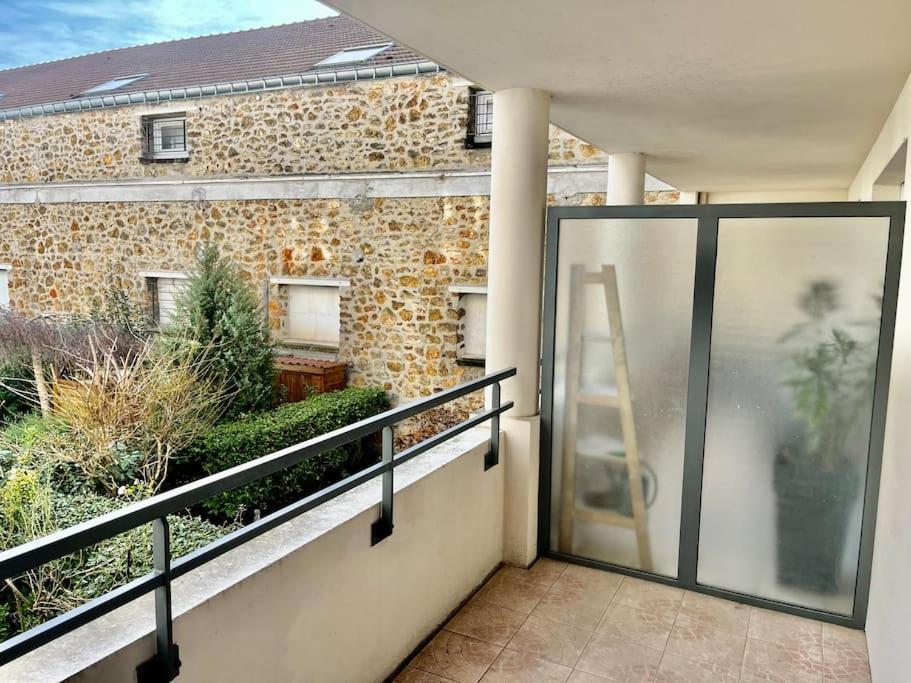 Apartamento Le Sept Avec Parking, Transfert Vaires-sur-Marne Exterior foto